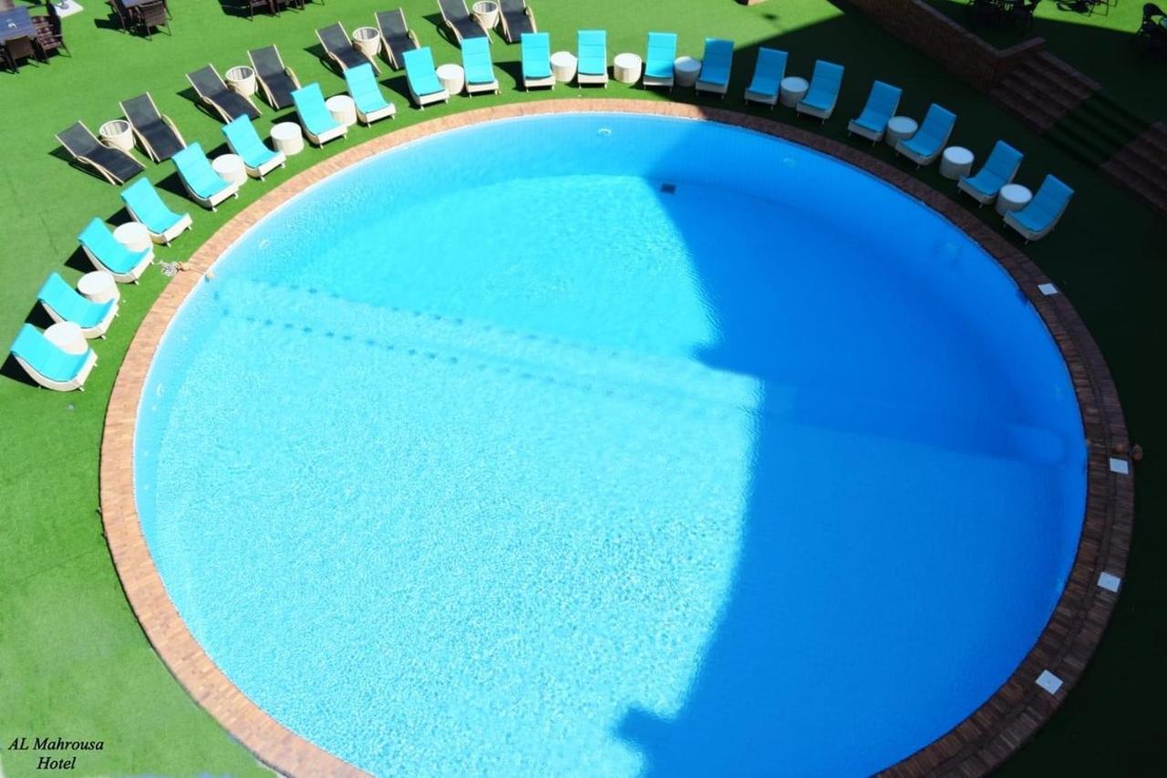 Fleet Club Mahrousa Александрія Екстер'єр фото A swimming pool
