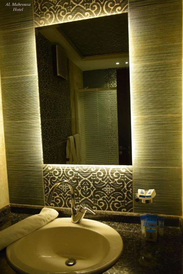 Fleet Club Mahrousa Александрія Екстер'єр фото Bathroom in the hotel