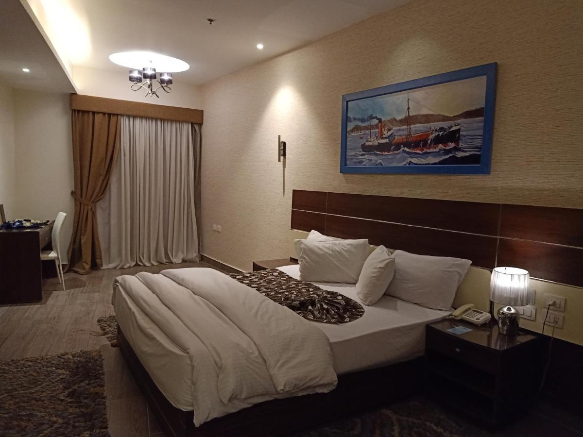 Fleet Club Mahrousa Александрія Екстер'єр фото A room at the hotel